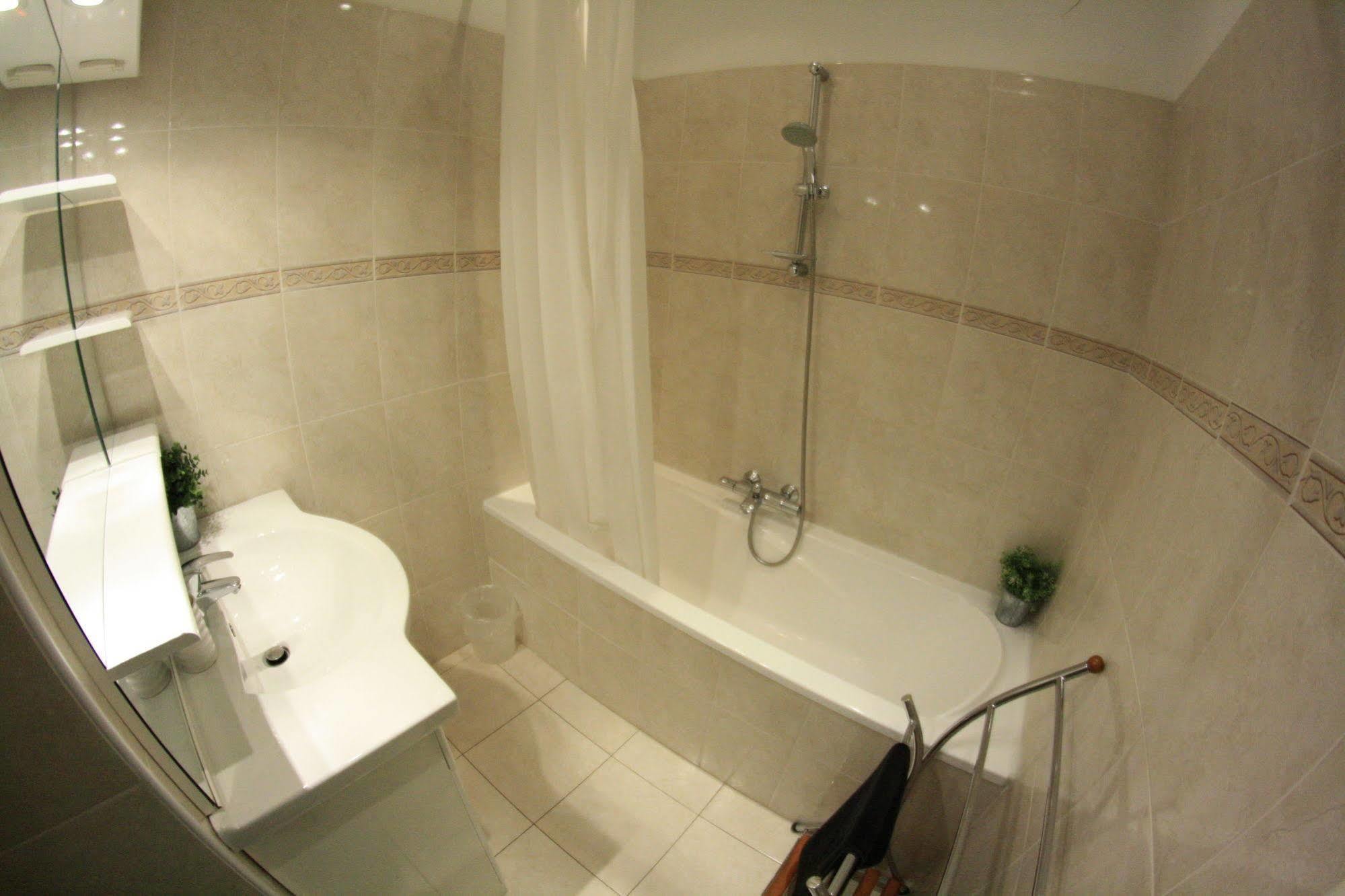 6 Bedrooms Seaview House, Old Town Nice Bagian luar foto